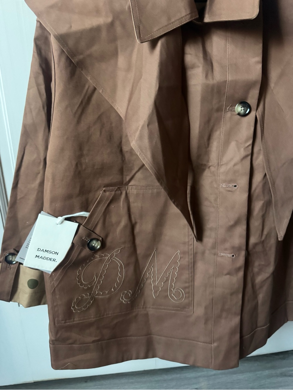 Reversible Jerry Crop Trench Coat - Camel Spot - Picture 5 of 5